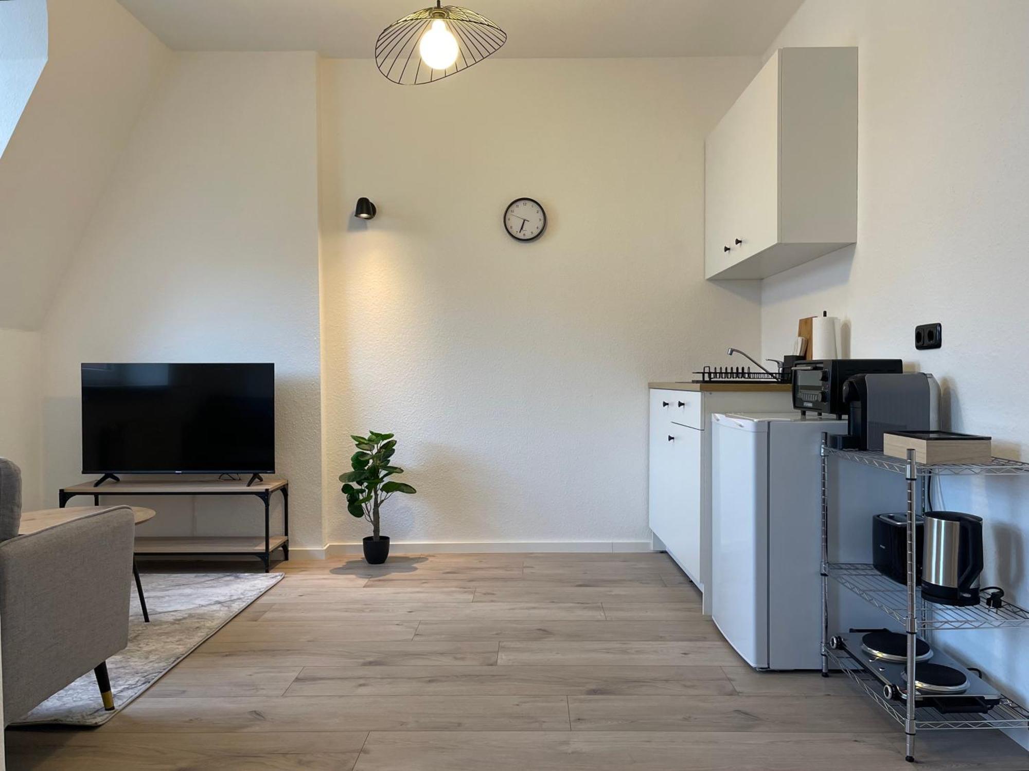 ארפורט Raha Apartments - Modernes Studio-Apartment - Hbf - Gratis Parkplatz מראה חיצוני תמונה