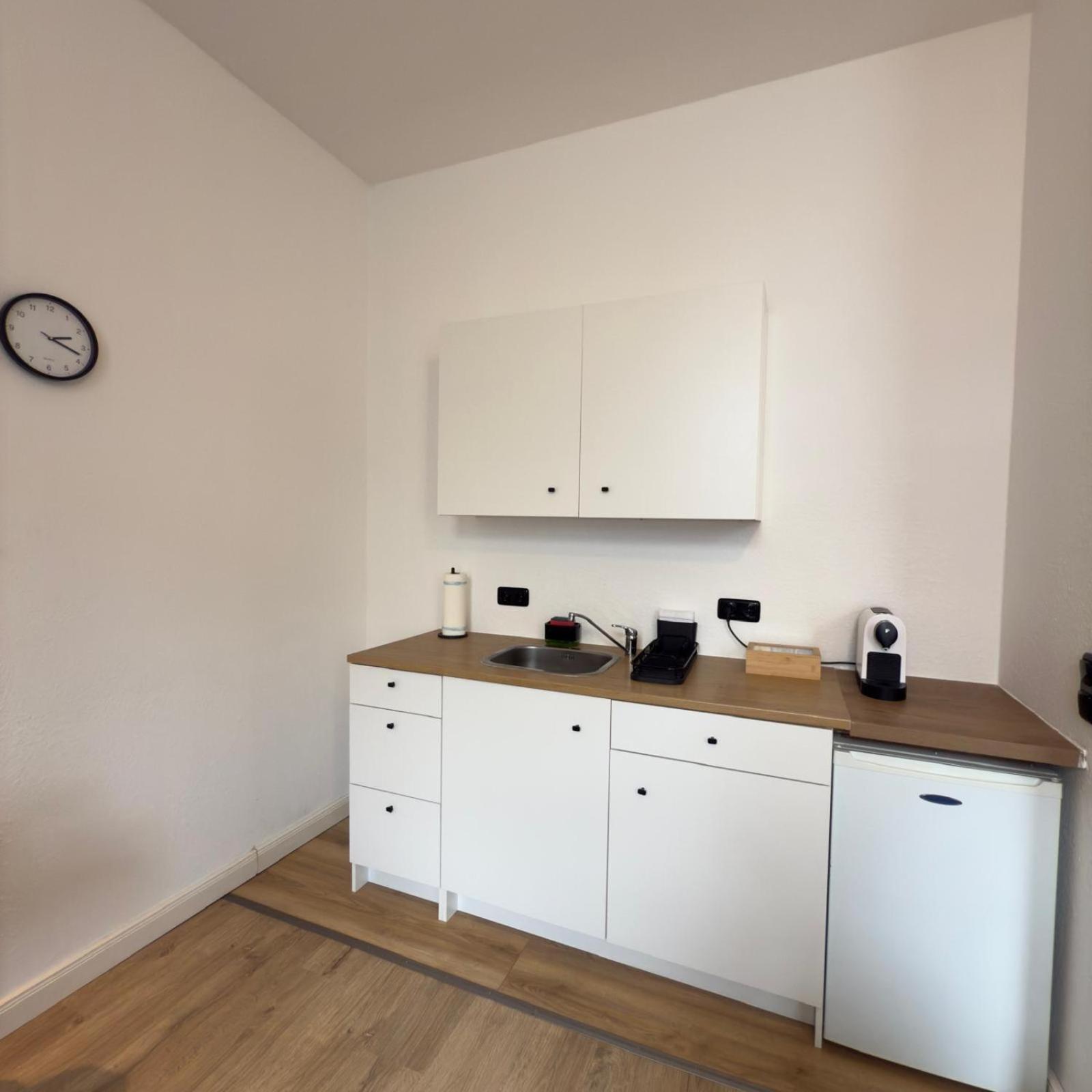 ארפורט Raha Apartments - Modernes Studio-Apartment - Hbf - Gratis Parkplatz מראה חיצוני תמונה